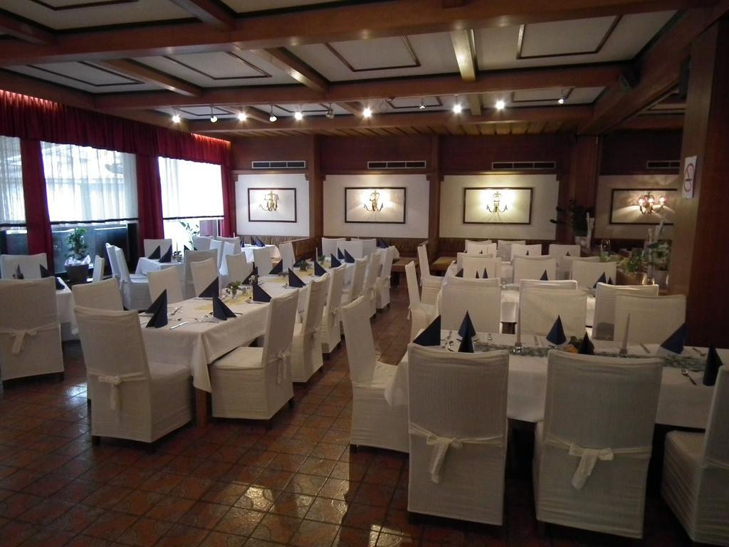 Hotel Die Traube Admont Zewnętrze zdjęcie