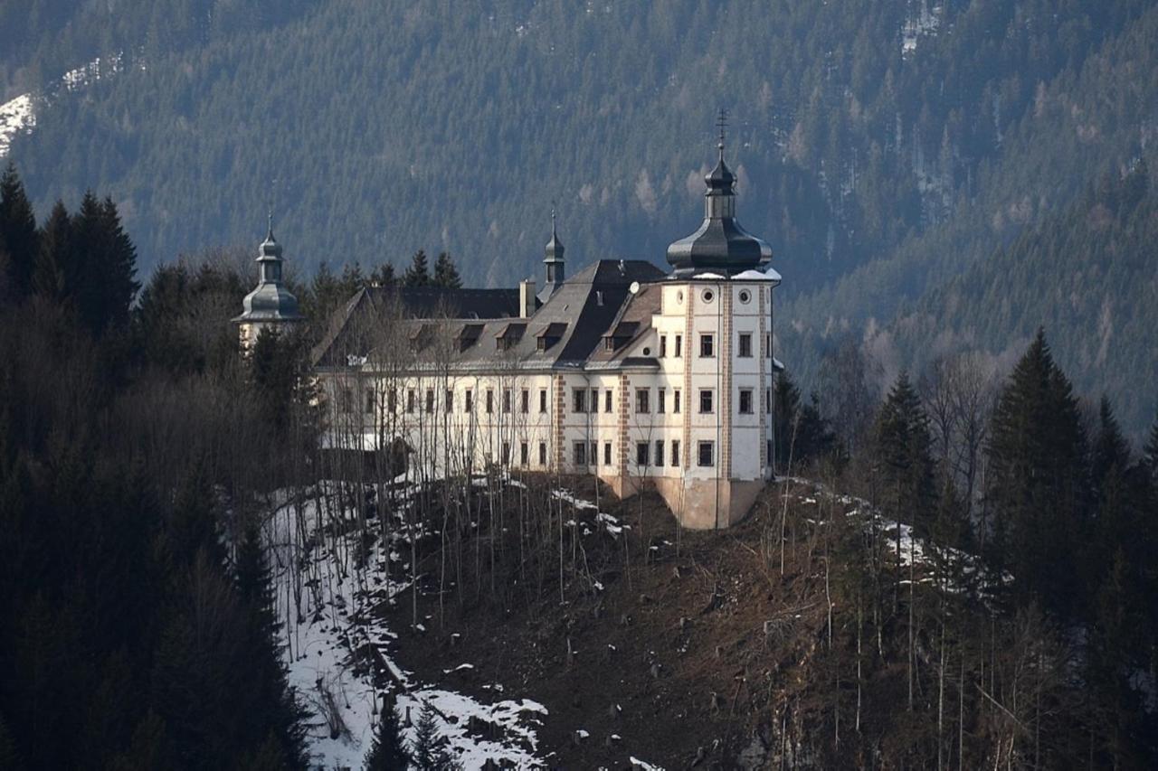 Hotel Die Traube Admont Zewnętrze zdjęcie