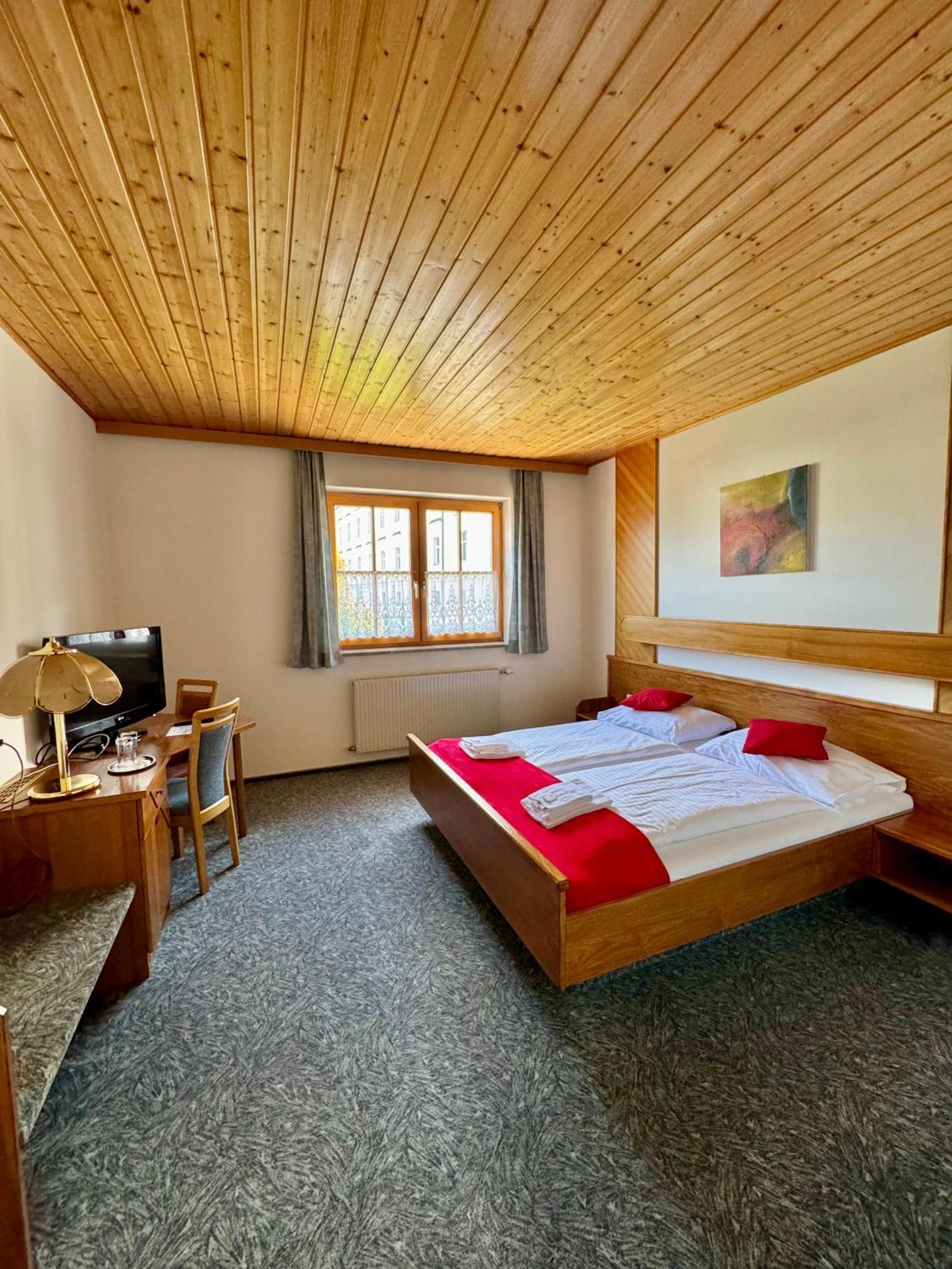 Hotel Die Traube Admont Zewnętrze zdjęcie